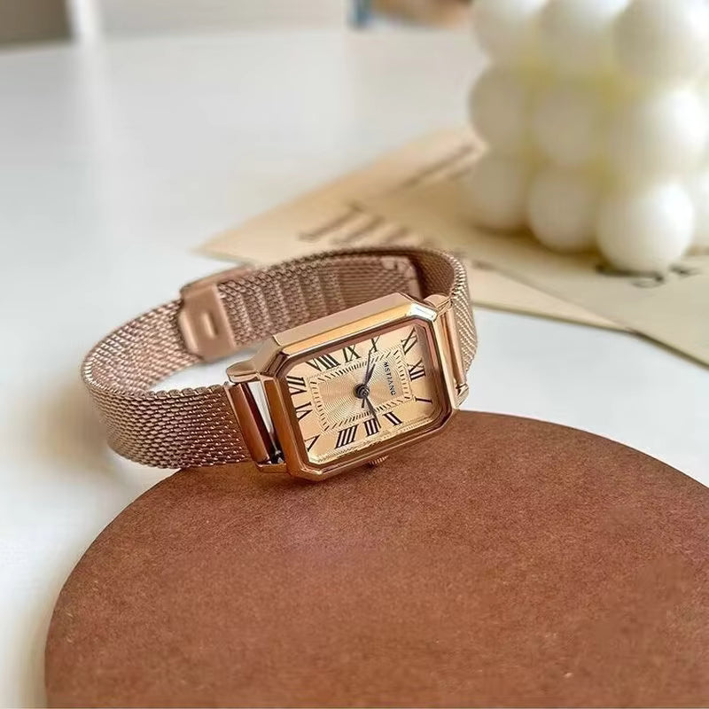 Classic Rectangular Roman Numerals Fashionable Women's Watch Rose Gold Life Waterproof Quartz Watch